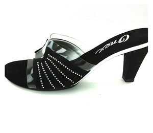 ONEX Women's, Yolanda Mid Heel Sandals US Size 7